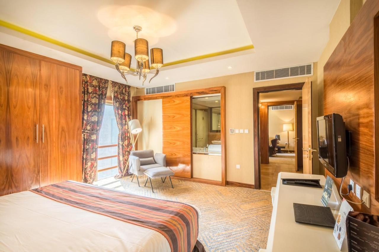 Grand Plaza - Takhasosi Riyadh