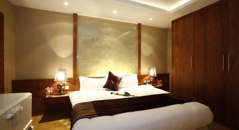Grand Plaza - Takhasosi Riyadh